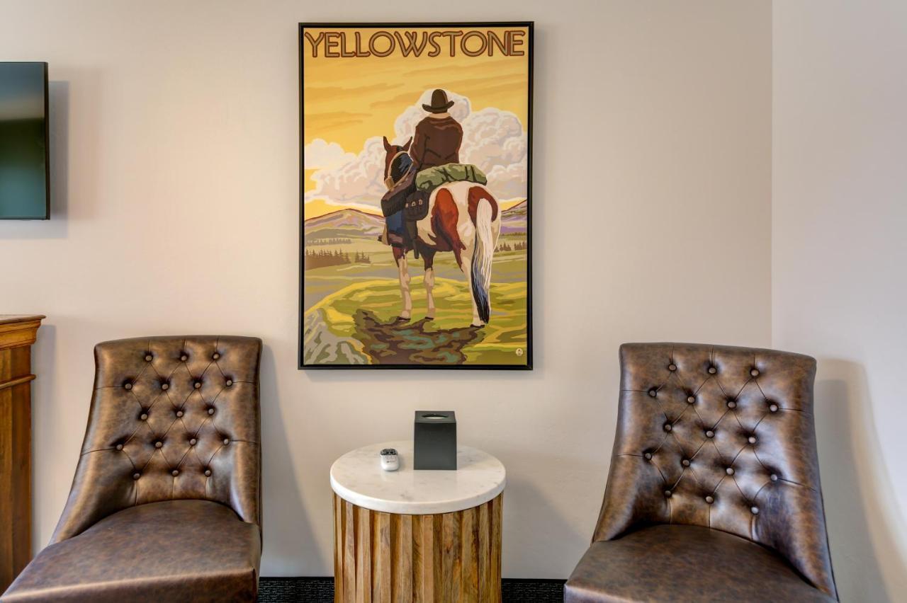 Roosevelt Hotel - Yellowstone 加德纳 外观 照片