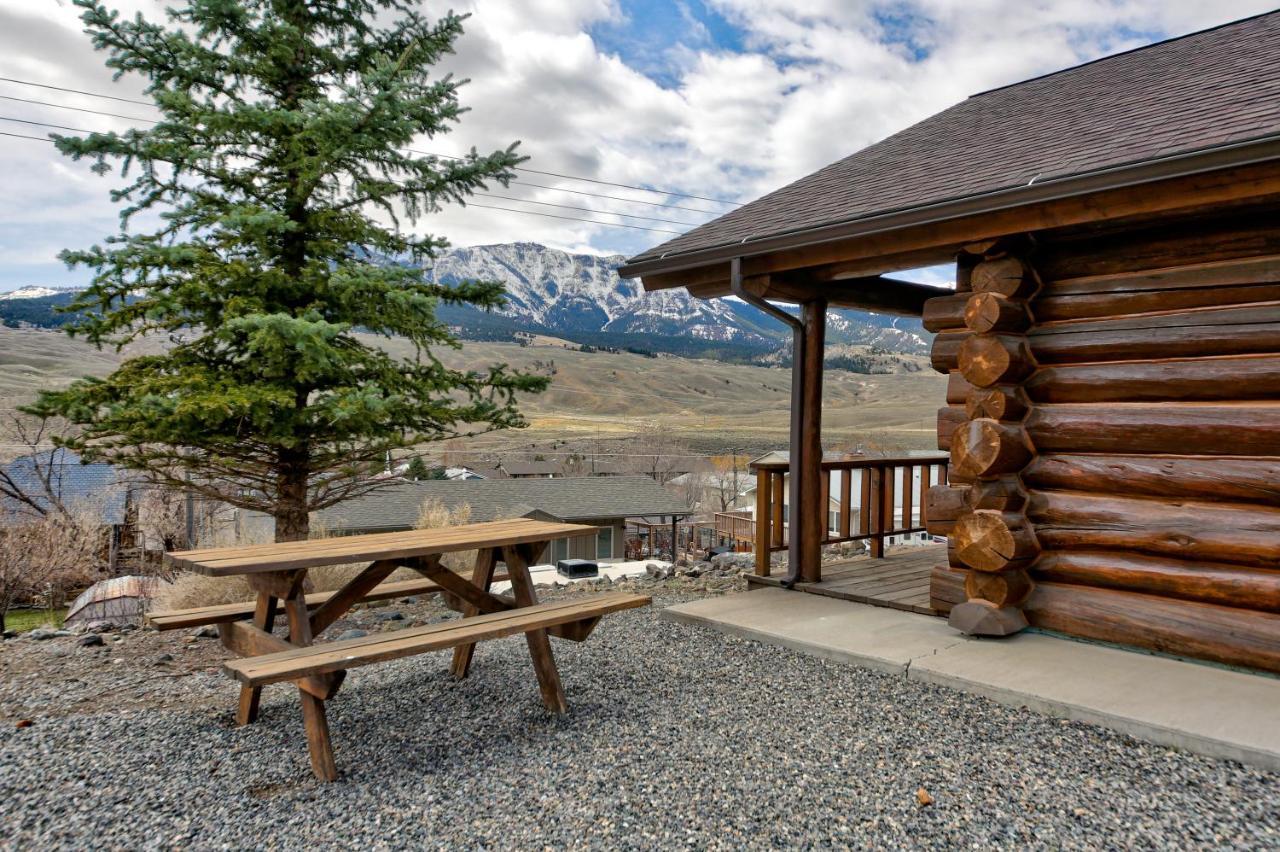 Roosevelt Hotel - Yellowstone 加德纳 外观 照片