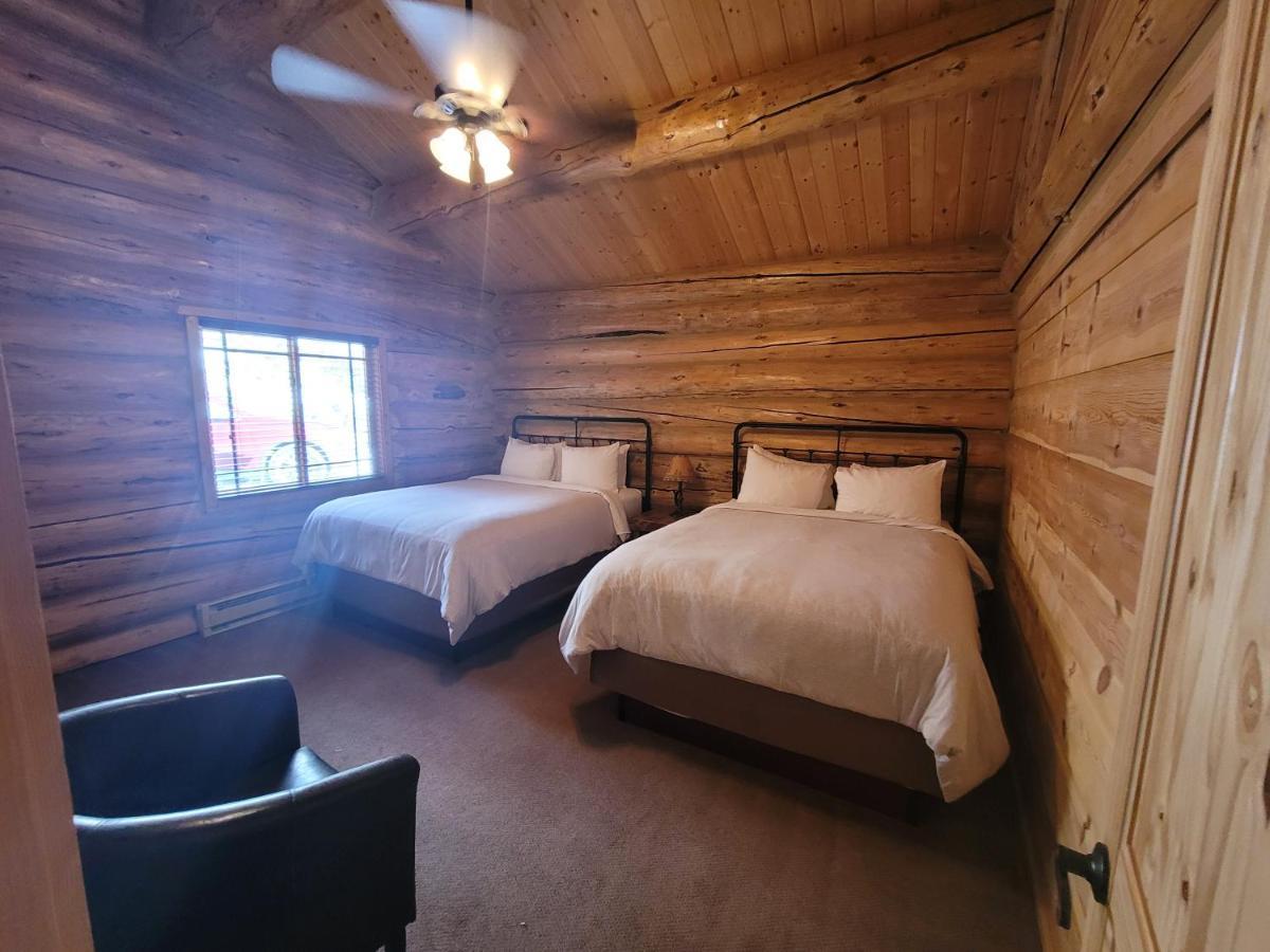 Roosevelt Hotel - Yellowstone 加德纳 外观 照片